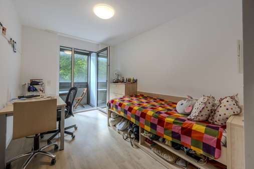 Wohnraum Wohnraum - Erdgeschosswohnung in 80939 München mit 21m² kaufen