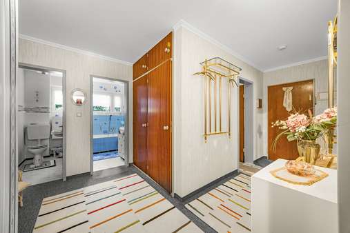 Flur Flur - Etagenwohnung in 85598 Baldham mit 65m² kaufen