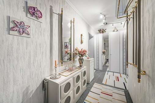 Flur Flur - Etagenwohnung in 85598 Baldham mit 65m² kaufen
