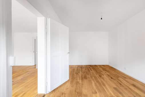 Wohnzimmer - Etagenwohnung in 80469 München mit 109m² kaufen