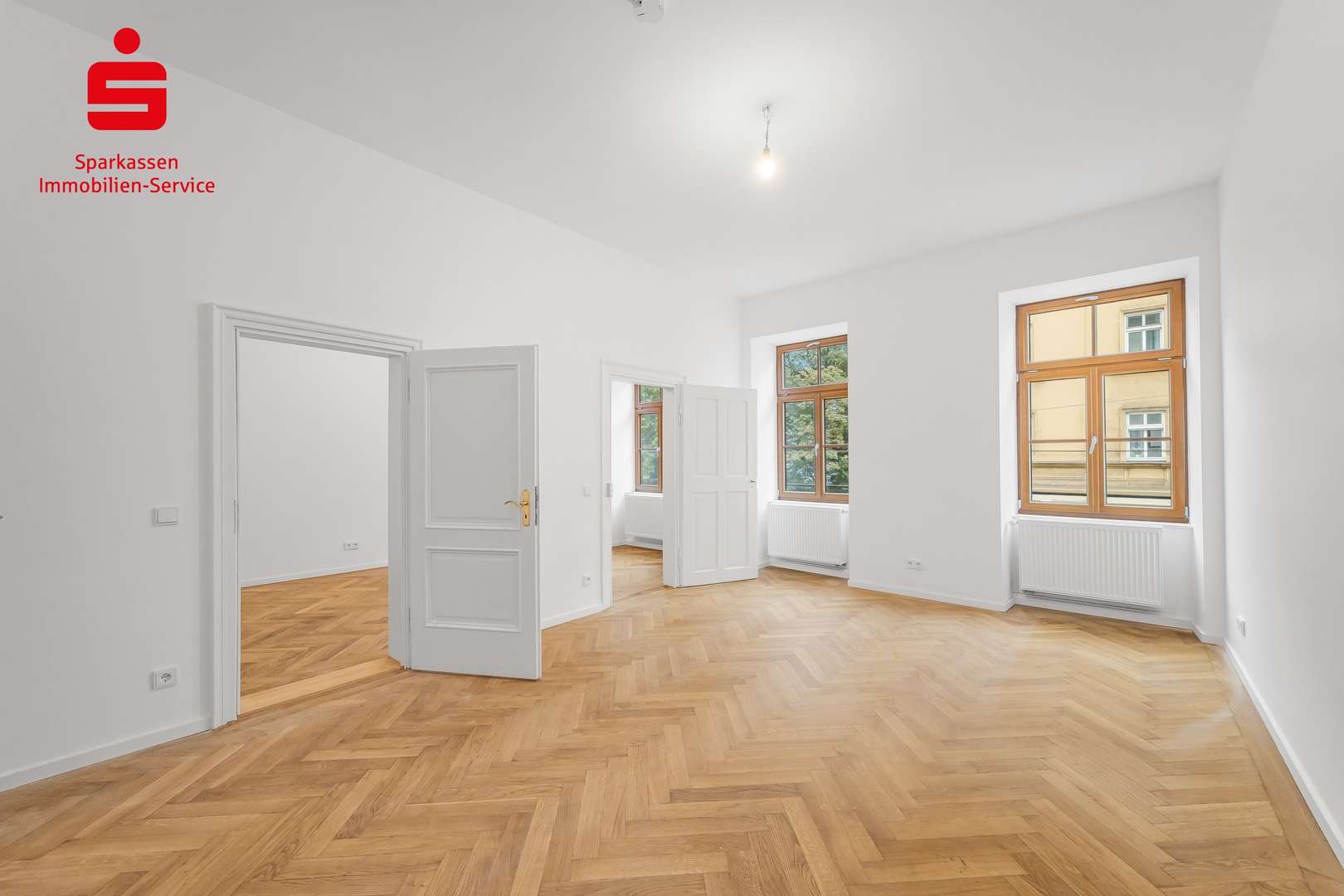 Wohnzimmer - Etagenwohnung in 80469 München mit 106m² kaufen