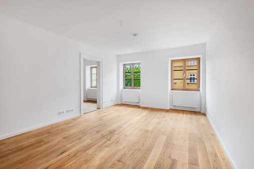 Wohnzimmer - Etagenwohnung in 80469 München mit 109m² kaufen