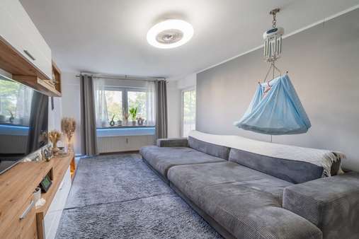 Wohnzimmer Wohnzimmer - Etagenwohnung in 85604 Zorneding mit 49m² kaufen