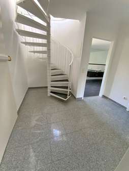 Eingangsdiele Eingangsdiele - Maisonette-Wohnung in 81673 München mit 80m² mieten