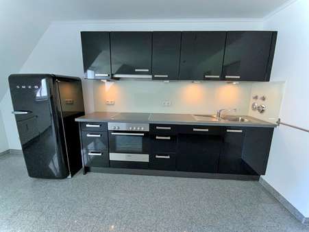 moderne Einbauküche moderne Einbauküche - Maisonette-Wohnung in 81673 München mit 80m² mieten