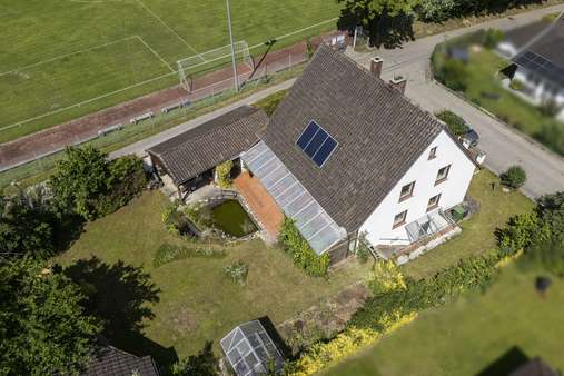 Luftansicht Luftansicht - Einfamilienhaus in 84169 Altfraunhofen mit 140m² kaufen