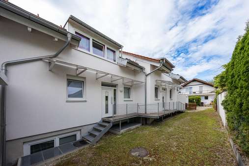 Hauseingänge - Doppelhaushälfte in 82223 Eichenau mit 240m² kaufen