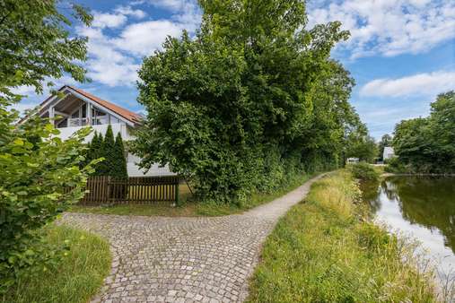 Weiherlage - Doppelhaushälfte in 82223 Eichenau mit 240m² kaufen