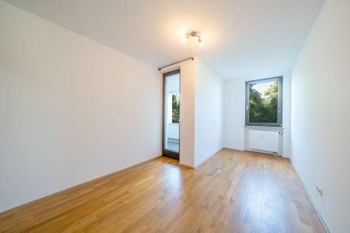 Schlafzimmer - Etagenwohnung in 81241 München mit 60m² kaufen