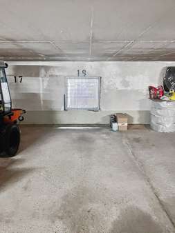 Tiefgaragenstellplatz -  in 82008 Unterhaching mit 0m² mieten
