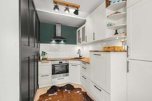 Moderne Einbauküche Moderne Einbauküche - Etagenwohnung in 80333 München mit 49m² kaufen
