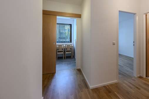 Flurbereich Flurbereich - Erdgeschosswohnung in 80686 München mit 55m² kaufen