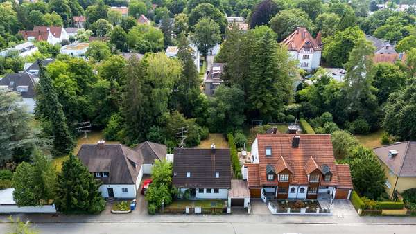 Drohnenaufnahme Frontansicht - Grundstück in 81243 München mit 671m² kaufen