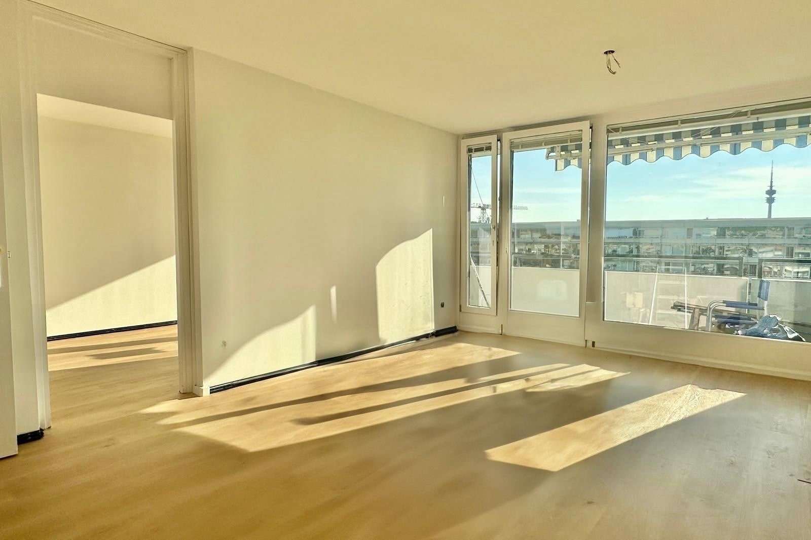 Wohnzimmer Wohnzimmer - Etagenwohnung in 80804 München mit 54m² mieten