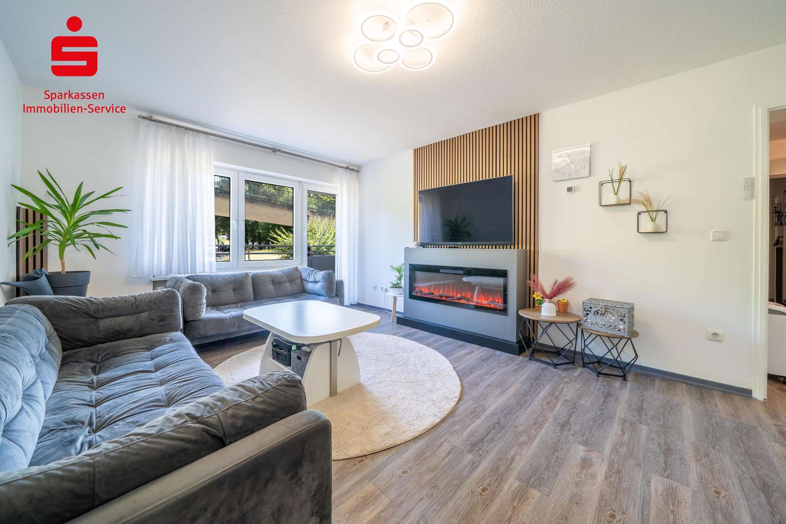 Wohnbereich Wohnbereich - Erdgeschosswohnung in 81737 München mit 79m² kaufen