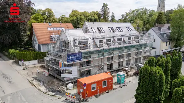 Neubau: Familienfreundliche 4-Zimmer-Gartenwohnung mit luxuriöser Ausstattung und Süd-West-Garten