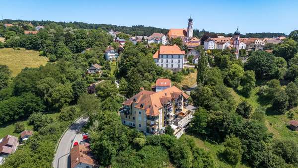 Luftaufnahme Luftaufnahme - Etagenwohnung in 94086 Bad Griesbach mit 75m² kaufen