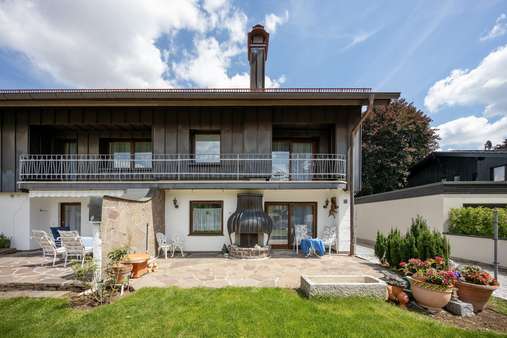 Doppelhaushälfte - Mehrfamilienhaus in 85591 Vaterstetten mit 318m² kaufen