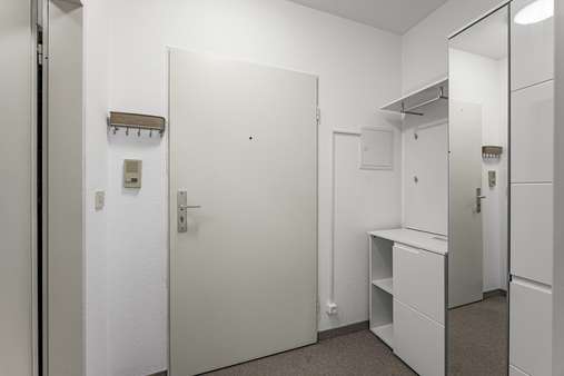 Flur Flur - Etagenwohnung in 82131 Gauting mit 34m² kaufen
