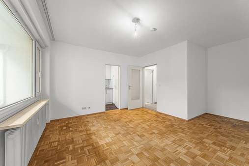 Wohn- & Schlafzimmer Wohn- & Schlafzimmer - Etagenwohnung in 82131 Gauting mit 34m² kaufen