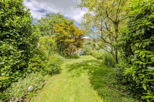 Gartenausblick Gartenausblick - Reihenmittelhaus in 80997 München mit 101m² kaufen