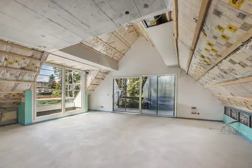 Neubau: 3-Zimmer Maisonettewohnung mit Balkon und Dachterrasse! 
