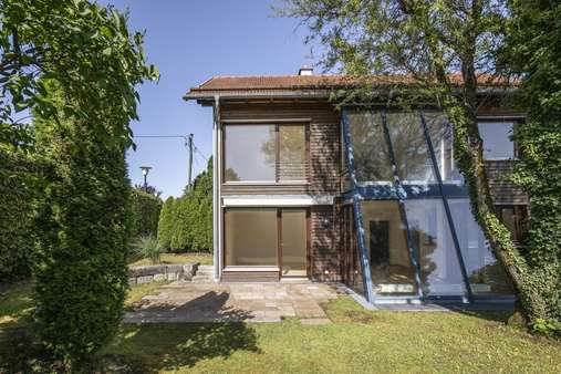 Rückansicht - Doppelhaushälfte in 82319 Starnberg mit 187m² kaufen