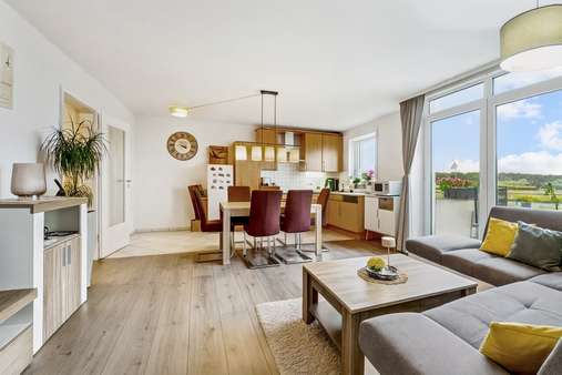 Wohn- und Essbereich Wohn- und Essbereich - Etagenwohnung in 82205 Gilching mit 57m² kaufen