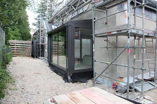 Baustellen Außenansicht Wintergarten Süd - Einfamilienhaus in 81245 München mit 131m² kaufen
