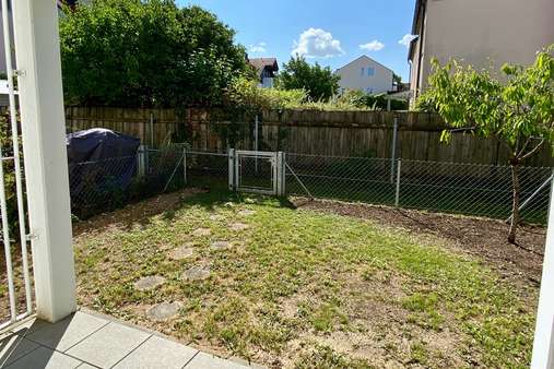 Garten Garten - Erdgeschosswohnung in 85640 Putzbrunn mit 78m² mieten
