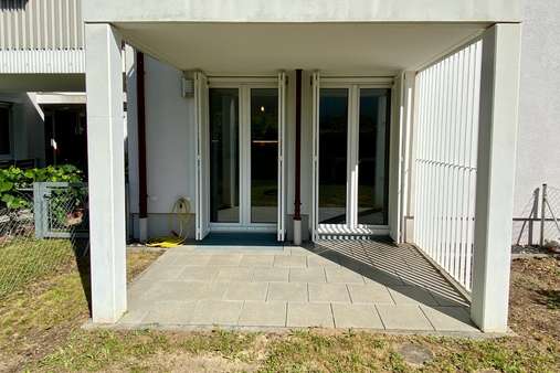 Terrasse Terrasse - Erdgeschosswohnung in 85640 Putzbrunn mit 78m² mieten