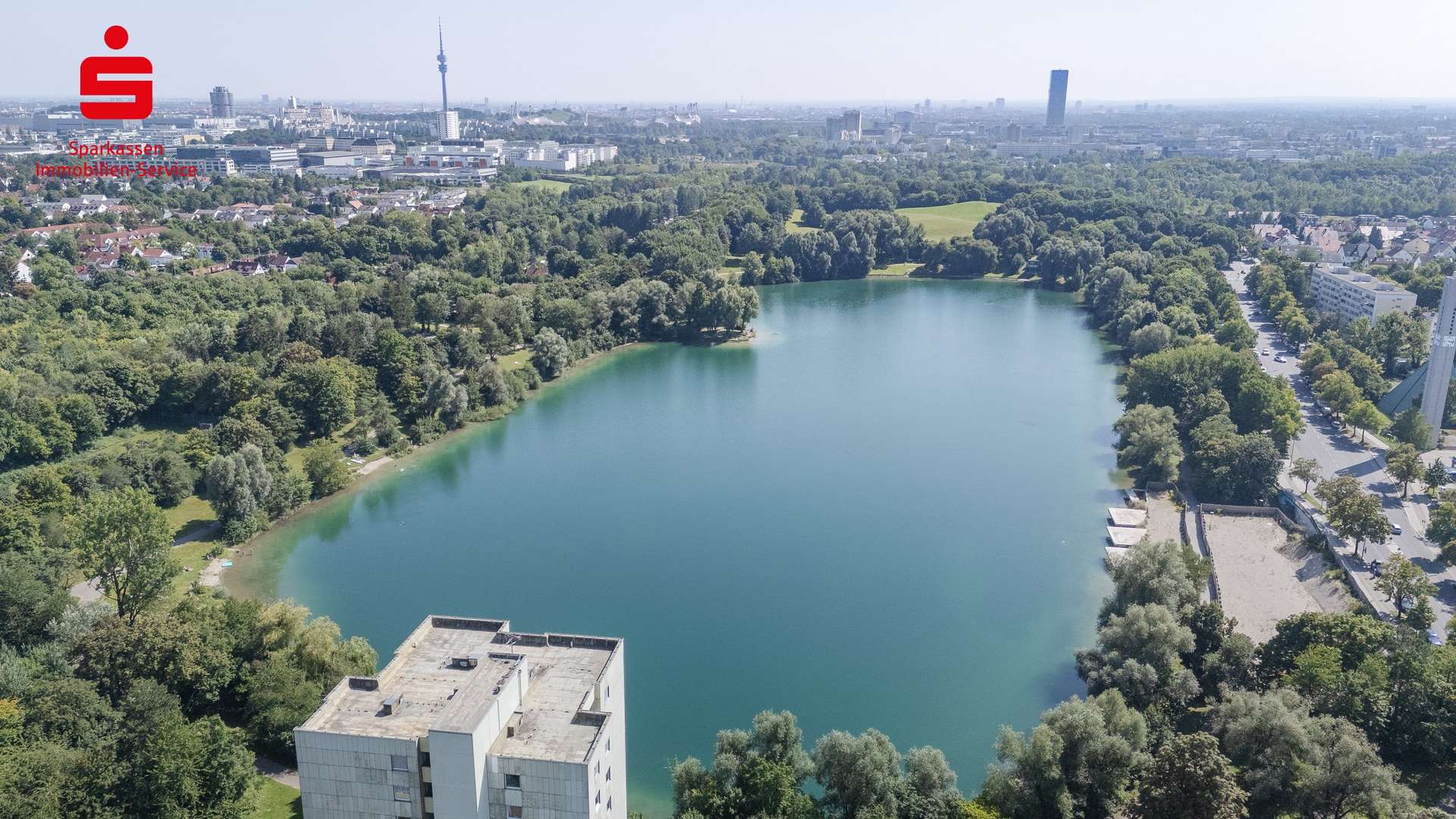 Ausblick auf den See Ausblick auf den See - Etagenwohnung in 80995 München mit 70m² kaufen