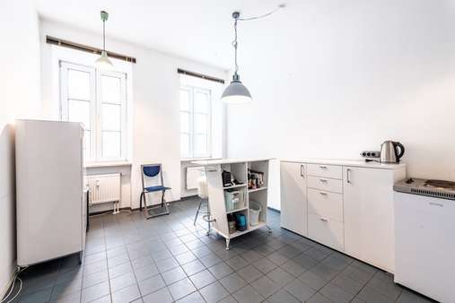Küche EG - Büro in 80339 München mit 109m² kaufen