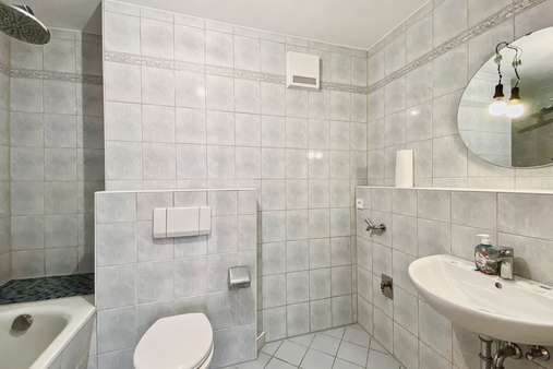 Badezimmer - Etagenwohnung in 80639 München mit 100m² kaufen