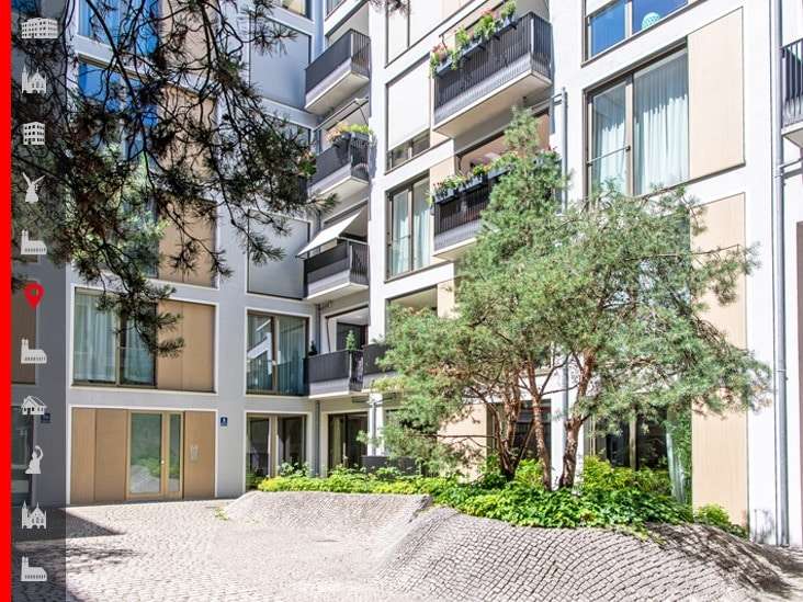 Ruhiger Innenhof - Erdgeschosswohnung in 80331 München mit 177m² kaufen