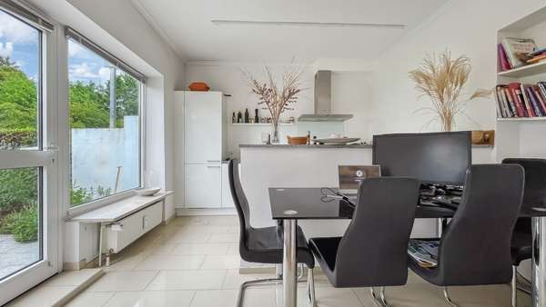 Wohnküche WE 2 - Mehrfamilienhaus in 81827 München mit 332m² als Kapitalanlage kaufen