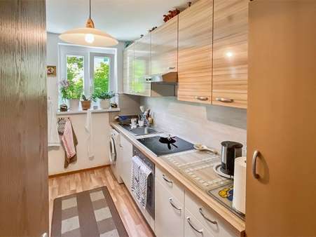 Küche - Erdgeschosswohnung in 81549 München mit 50m² kaufen