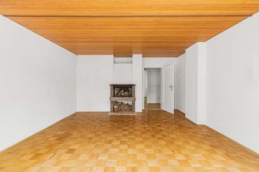 Wohnzimmer - Etagenwohnung in 81827 München mit 84m² kaufen