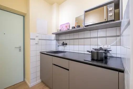 Vermietete 1-Zi-Wohnung direkt am Kolumbusplatz 