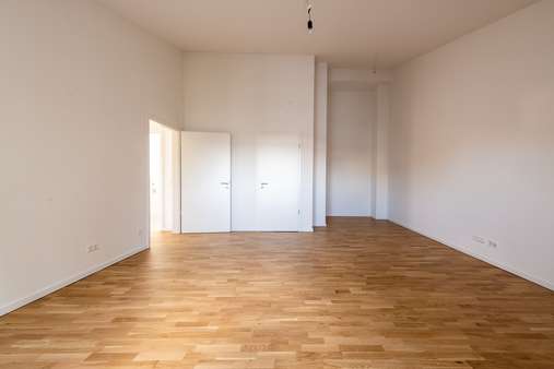 Schlafzimmer II - Dachgeschosswohnung in 81541 München mit 97m² kaufen