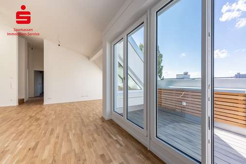 Wohnbereich I - Dachgeschosswohnung in 81541 München mit 97m² kaufen
