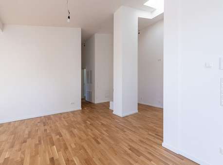 Wohnraum - Dachgeschosswohnung in 81541 München mit 84m² kaufen