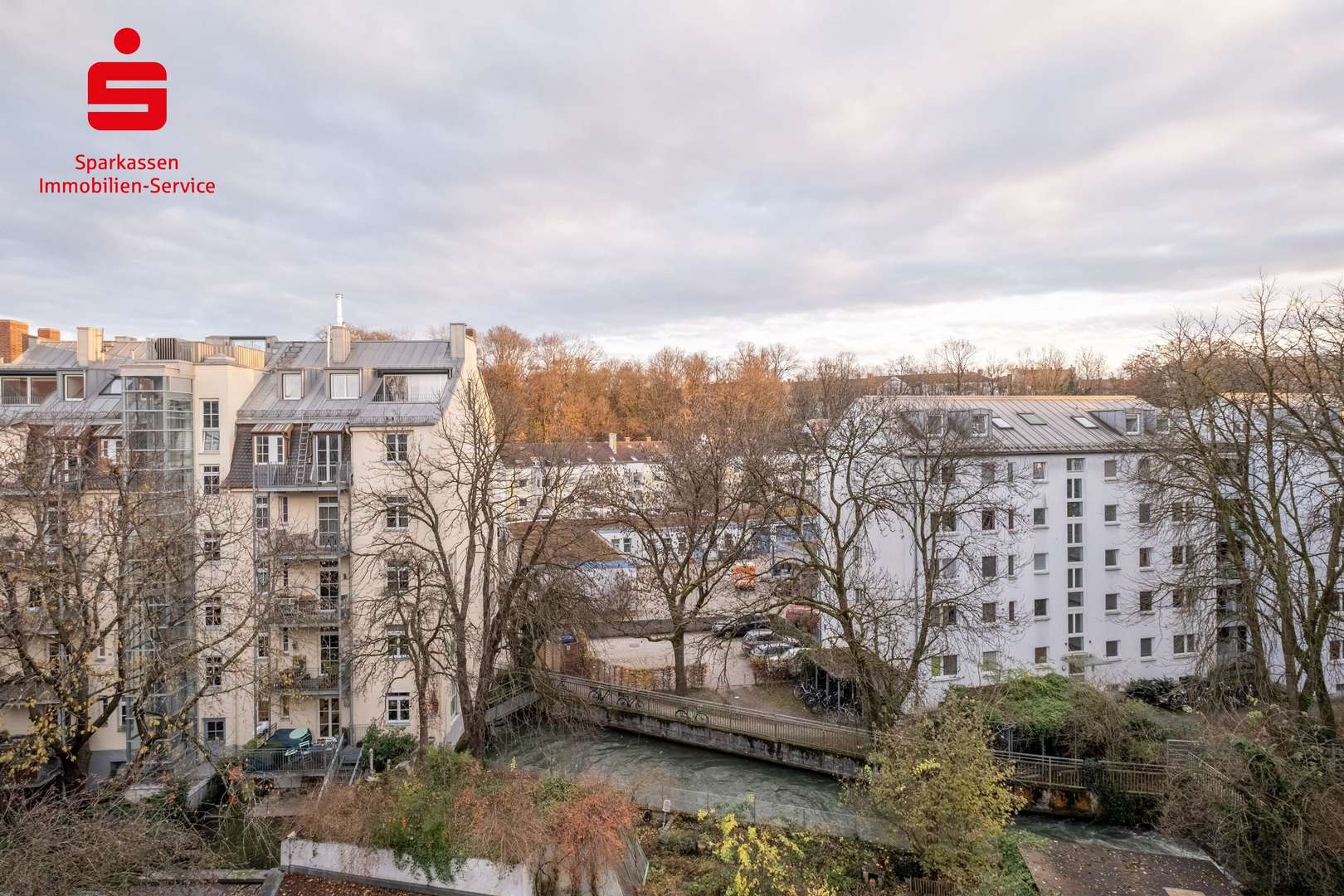 Blick Innenhof Blick Innenhof - Etagenwohnung in 81541 München mit 48m² kaufen