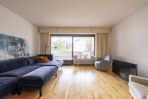 Wohnzimmer - Etagenwohnung in 82031 Grünwald mit 94m² kaufen