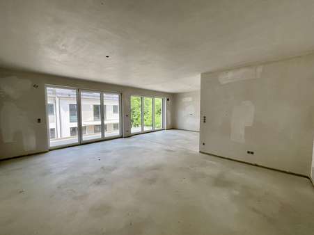 Wohnzimmer Wohnzimmer - Etagenwohnung in 81737 München mit 116m² kaufen