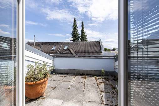 Dachterrasse - Maisonette-Wohnung in 81249 München mit 69m² kaufen