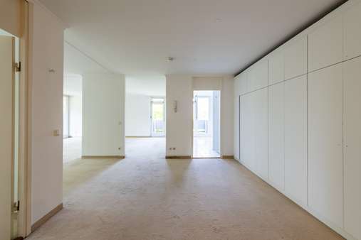 Eingangsbereich - Etagenwohnung in 81477 München mit 120m² kaufen