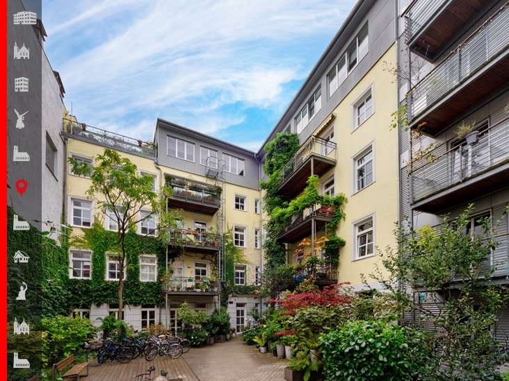 Hausansicht - Dachgeschosswohnung in 80469 München mit 182m² kaufen