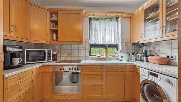 Küche mit Einbauküche - Etagenwohnung in 81673 München mit 80m² kaufen