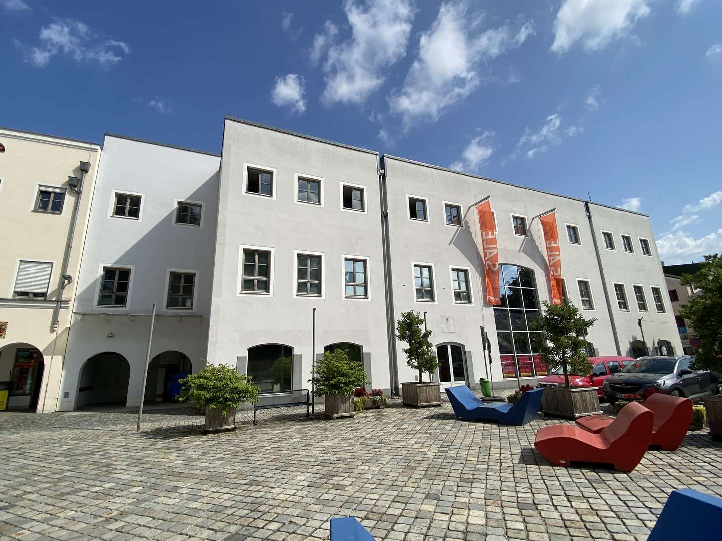 Außenansicht - Bürohaus in 84347 Pfarrkirchen mit 2599m² kaufen